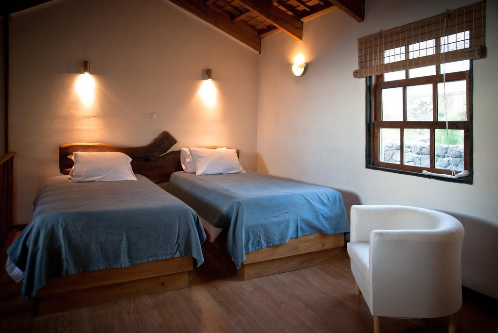 Hotel Os Moinhos เวลาส ภายนอก รูปภาพ